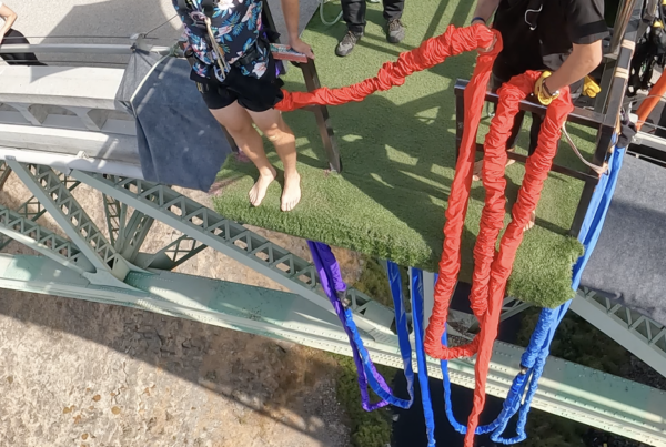 Bungee jump