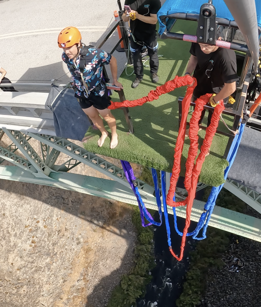 Bungee jump